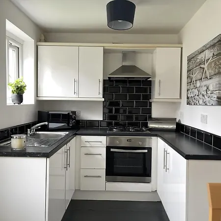 Entire In Leeds, Free Parking, Free Wifi Сasa de vacaciones *