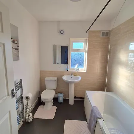 Entire In Leeds, Free Parking, Free Wifi Сasa de vacaciones Leeds (West Yorkshire)