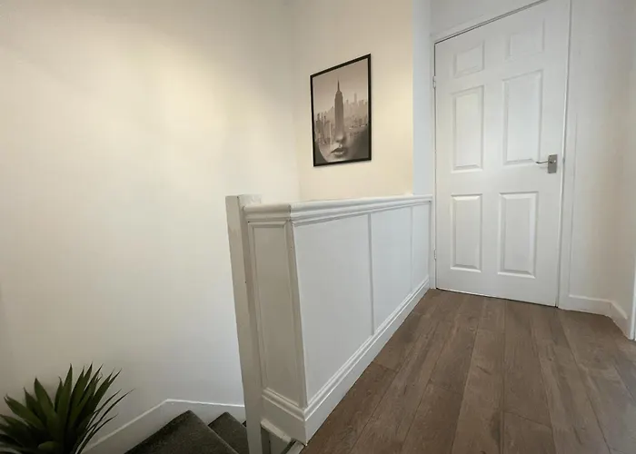 Casa vacanze Entire In Leeds, Free Parking, Free Wifi