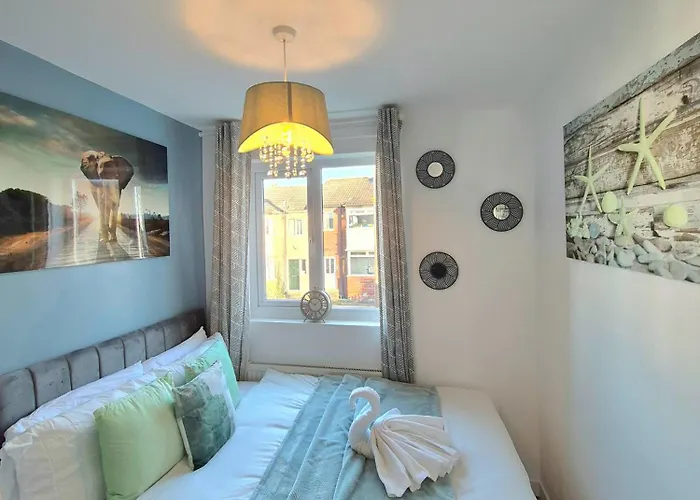 Entire In Leeds, Free Parking, Free Wifi * Leeds (West Yorkshire)